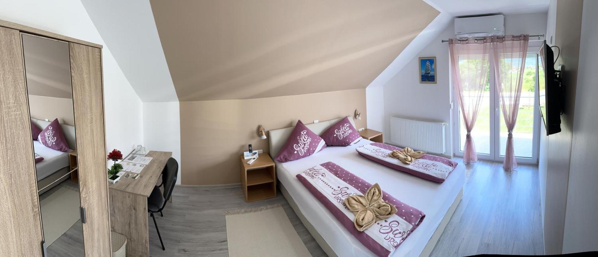 Sweet Dreams Home Korenica Luaran gambar